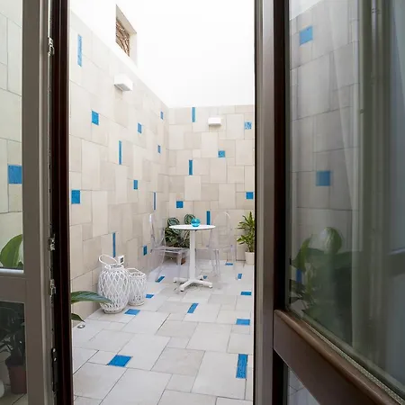 Il Mare Dentro 게스트하우스 산비토로카포